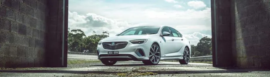 Review: 2018 Holden Commodore banner