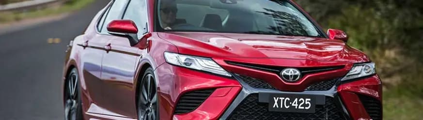 5 + 1 Reasons to Buy a New Toyota Camry banner