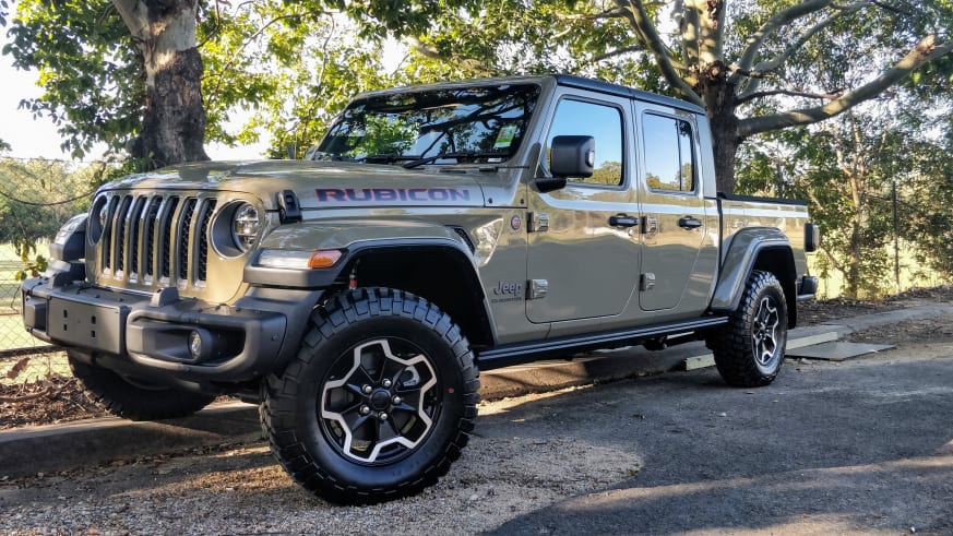 Review: 2020 Jeep Gladiator banner