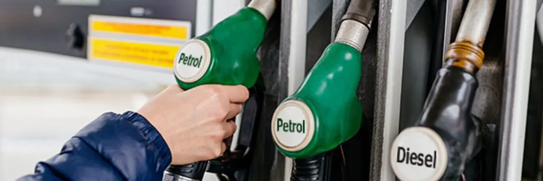 Petrol Vs Diesel - Which is Better? banner